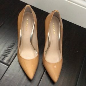 Coach nude heels patent leather - 6